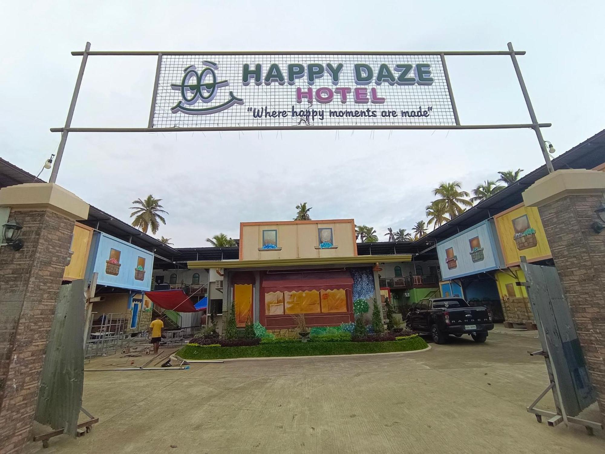 Happy Daze Hotel Tagum Eksteriør bilde